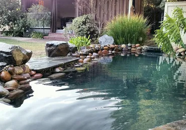 San Marino pond construction